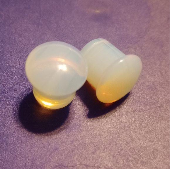BEAUTIFUL OPALITE PLUGS 11MM (7/16IN) - Picture 1 of 2